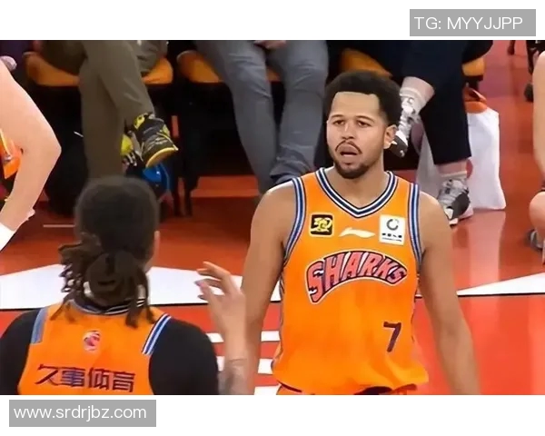 昔日恩怨再现！篮球八卦与老队友狭路相逢